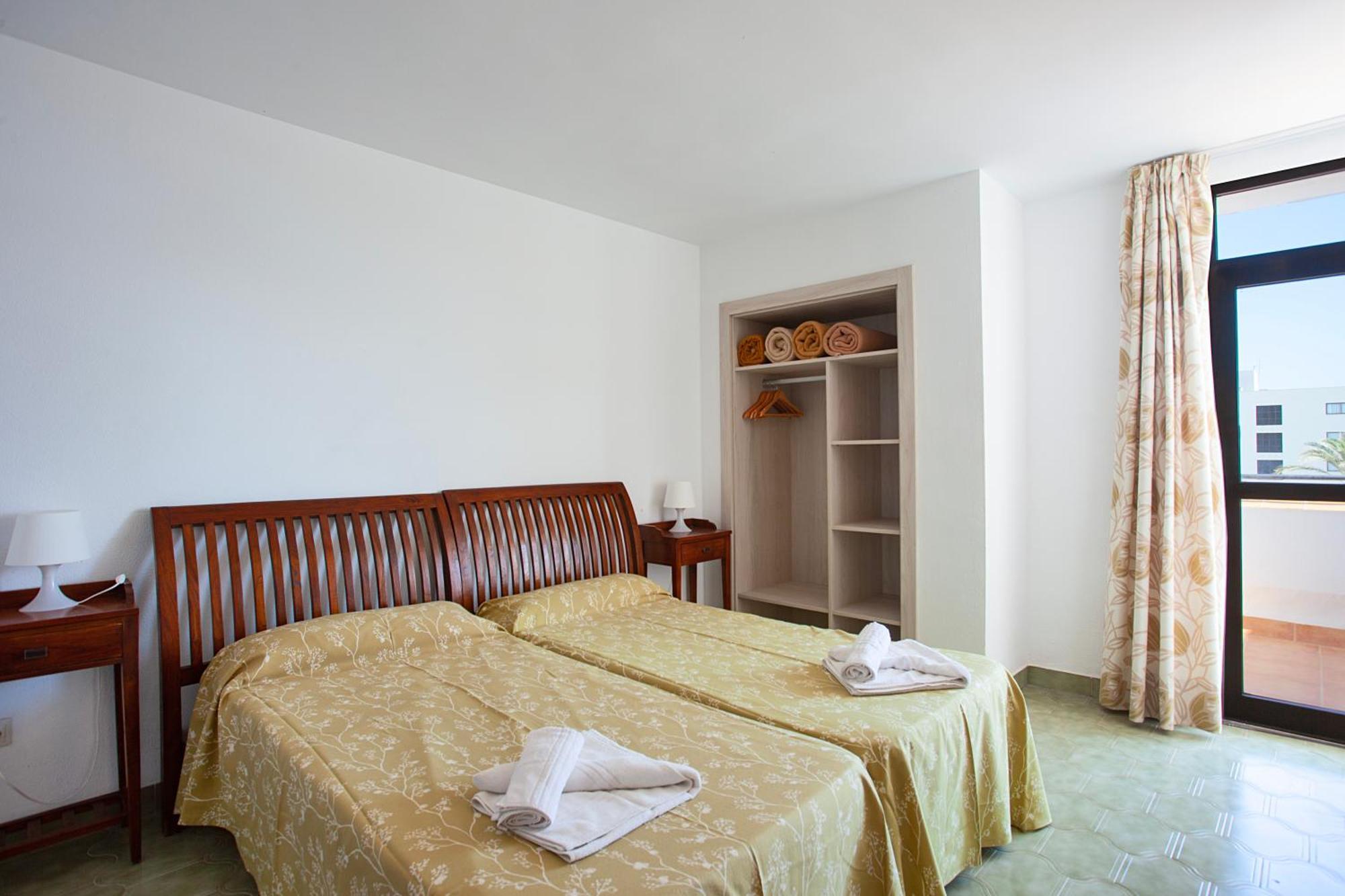 קאלה ראטג'אדה Apartamentos Don Quijote מראה חיצוני תמונה